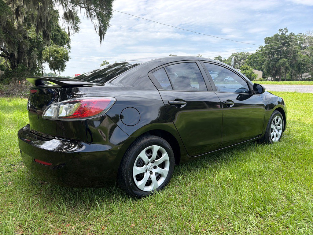 2012 Mazda Mazda3 Image 3
