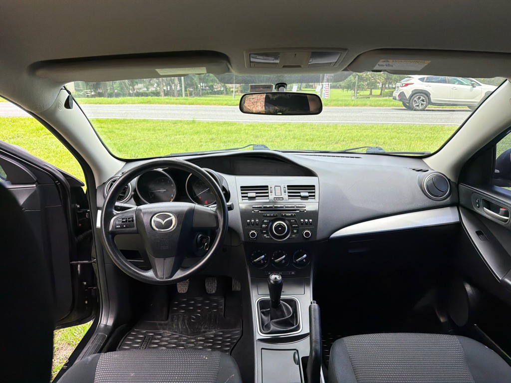2012 Mazda Mazda3 Image 9