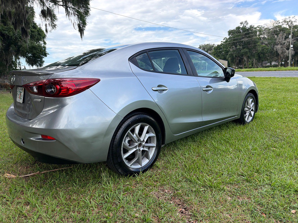 2015 Mazda Mazda3 Image 3
