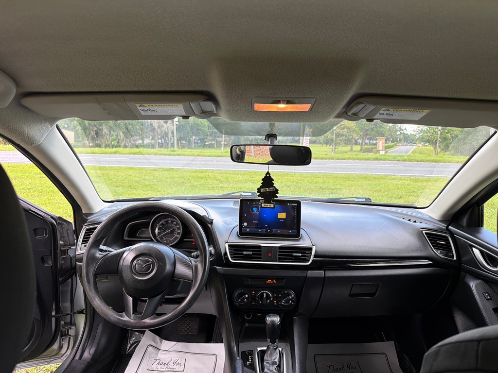 2015 Mazda Mazda3 Image 9