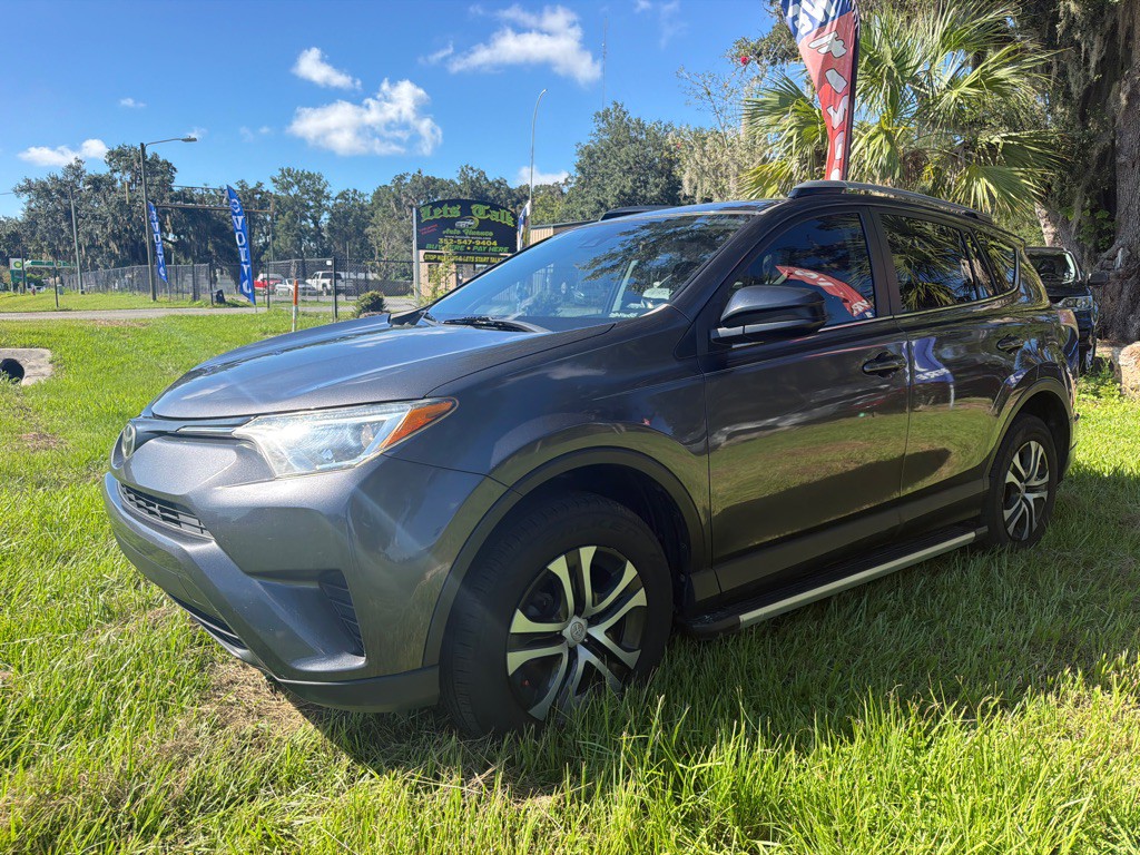 2017 Toyota Rav4 Image 6
