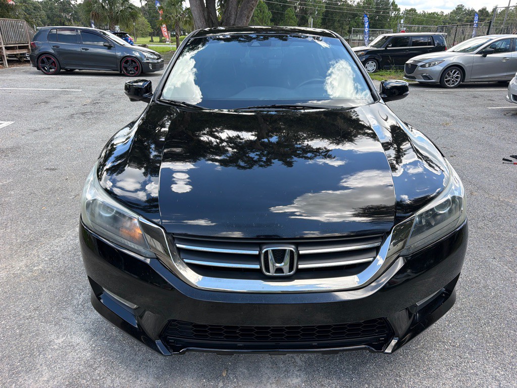 2013 Honda Accord Image 1