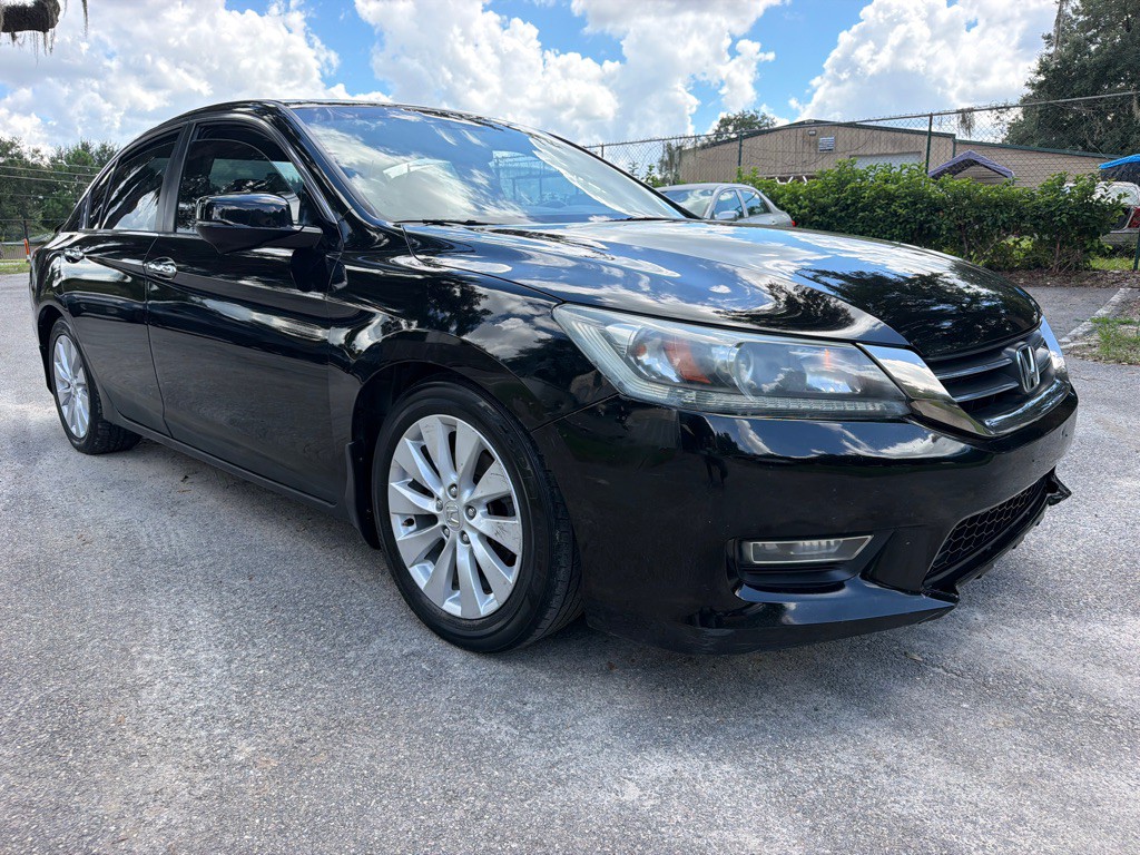 2013 Honda Accord Image 2
