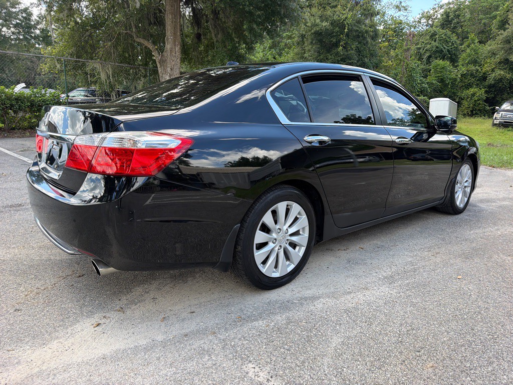 2013 Honda Accord Image 3