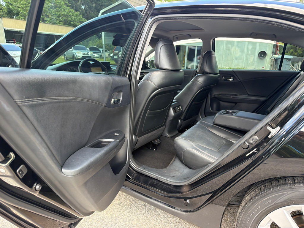 2013 Honda Accord Image 8