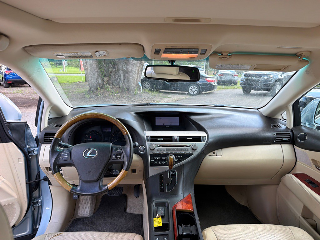2010 Lexus RX Image 9