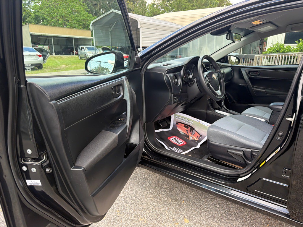 2019 Toyota Corolla Image 7
