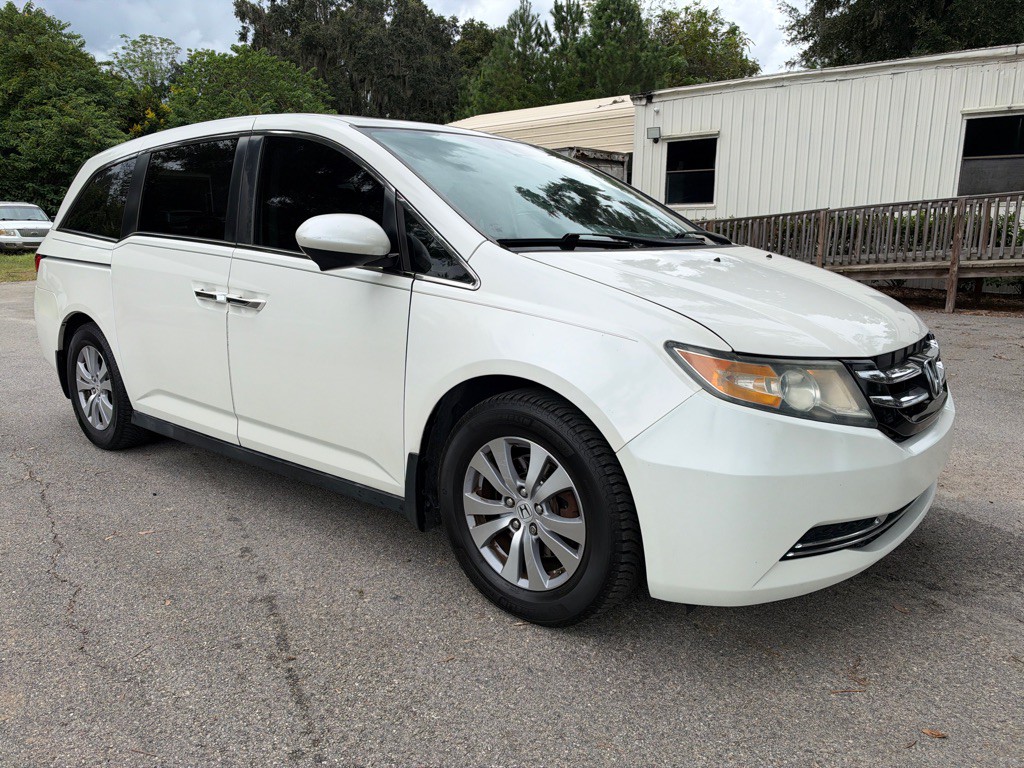 2015 Honda Odyssey Image 2