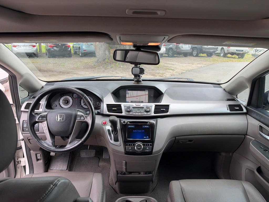 2015 Honda Odyssey Image 10