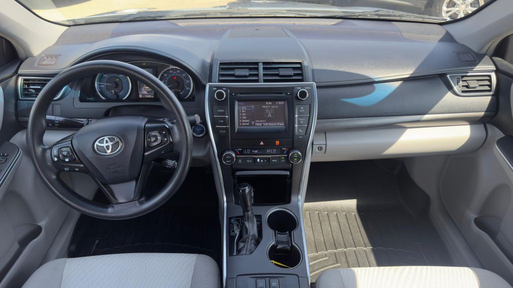 2015 Toyota Camry Image 27