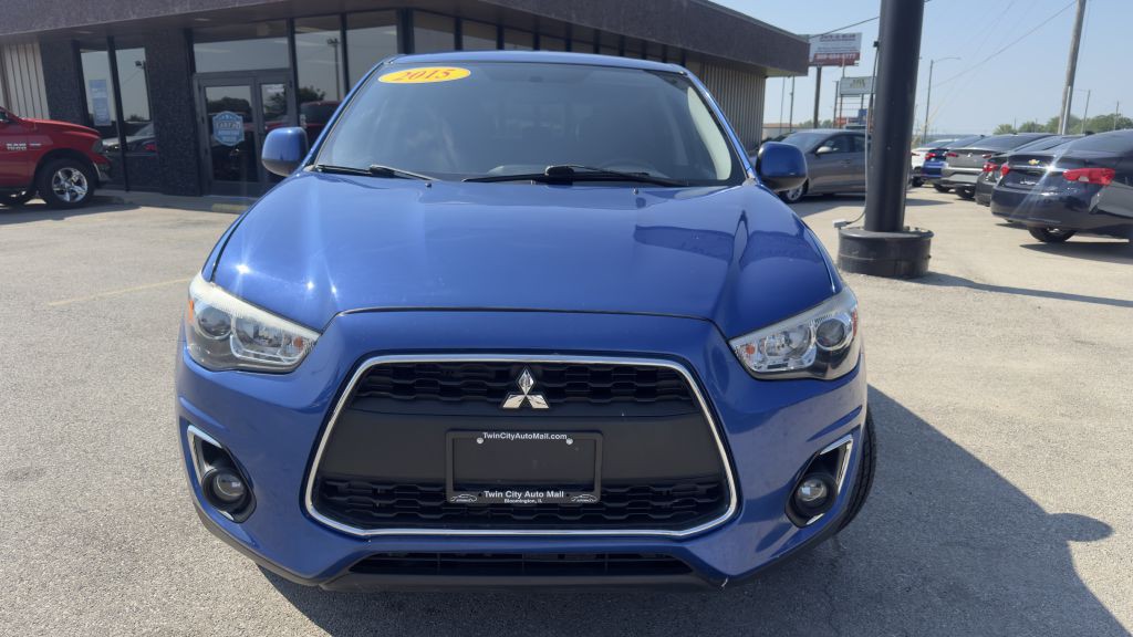 2015 Mitsubishi Outlander Image 2