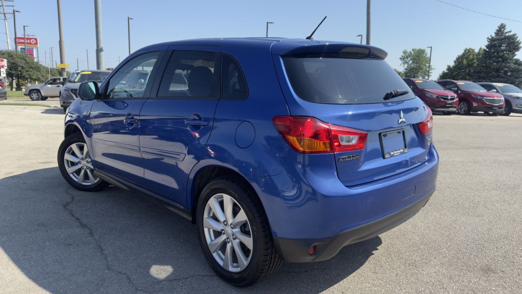 2015 Mitsubishi Outlander Image 5