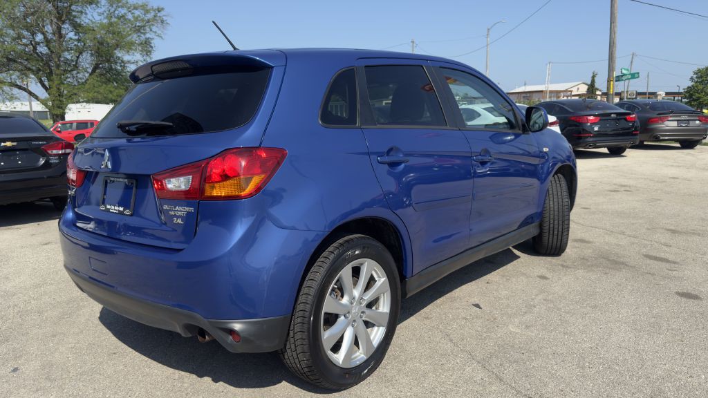 2015 Mitsubishi Outlander Image 7