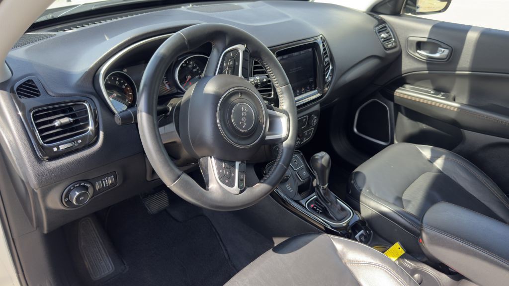 2018 Jeep Compass Image 14