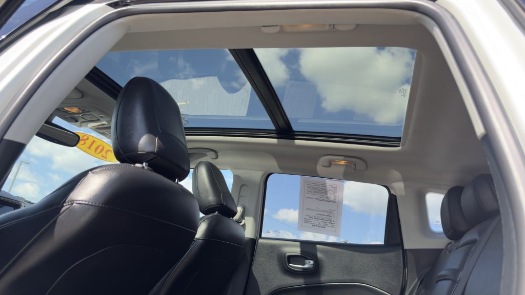 2018 Jeep Compass Image 21