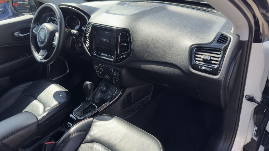 2018 Jeep Compass Image 25