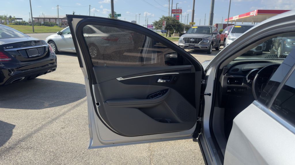 2017 Chevrolet Impala Image 24