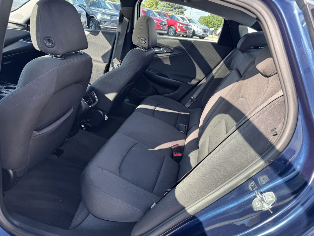 2021 Chevrolet Malibu Image 17