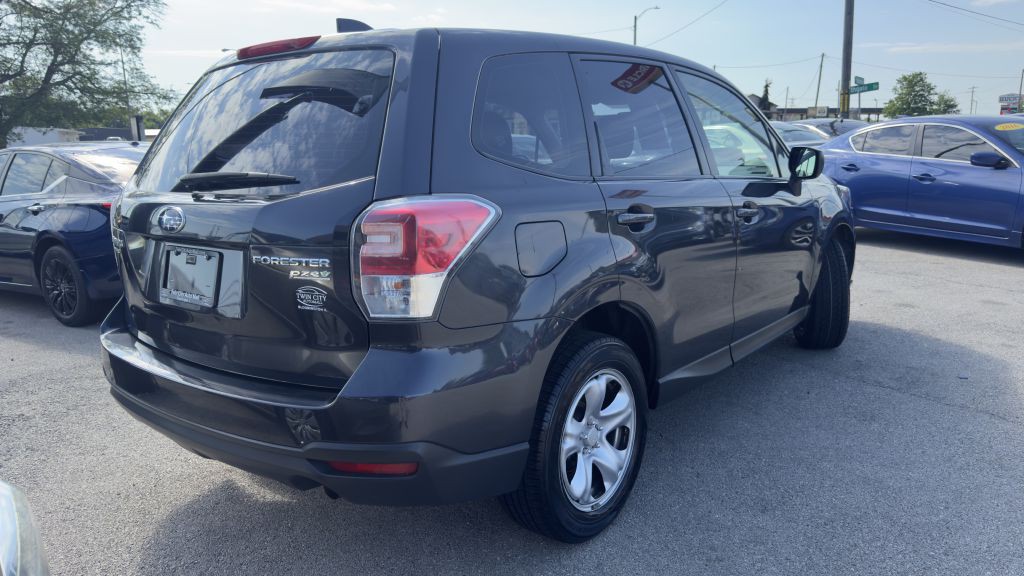 2017 Subaru Forester Image 7