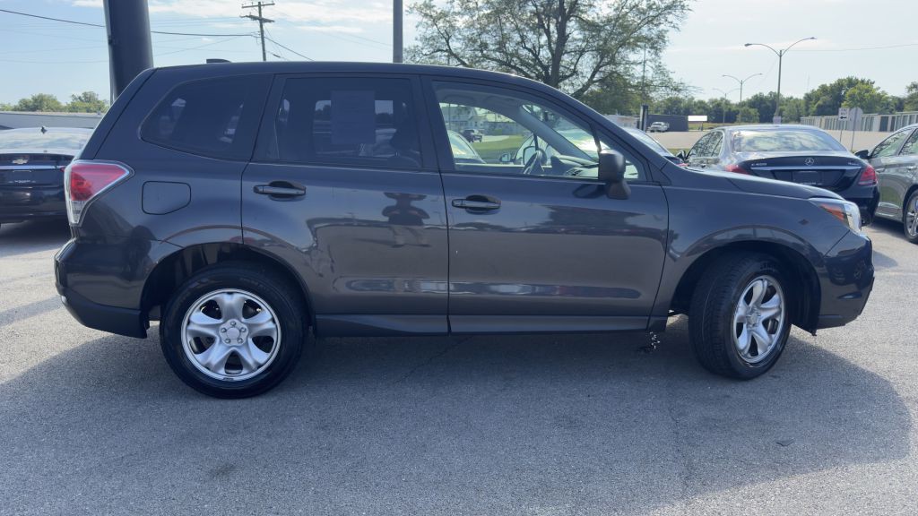 2017 Subaru Forester Image 8