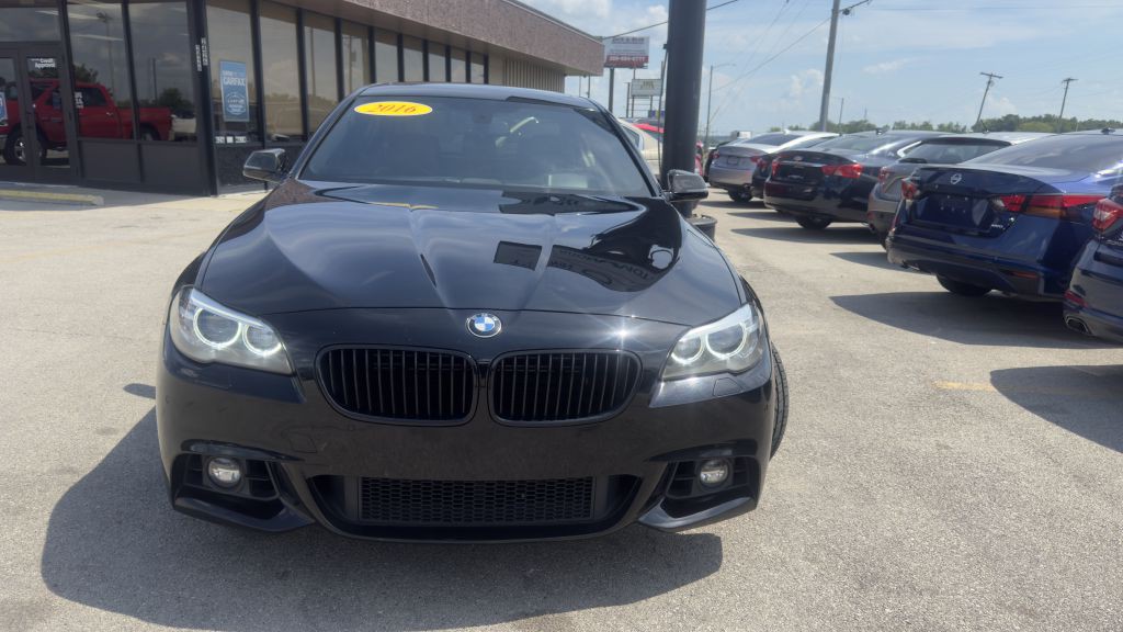 2016 BMW 5 Series Image 2
