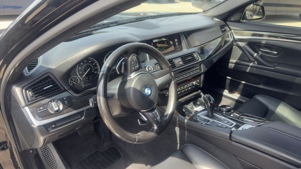 2016 BMW 5 Series Image 13