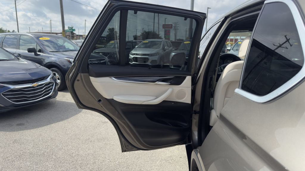 2018 BMW X5 Image 20