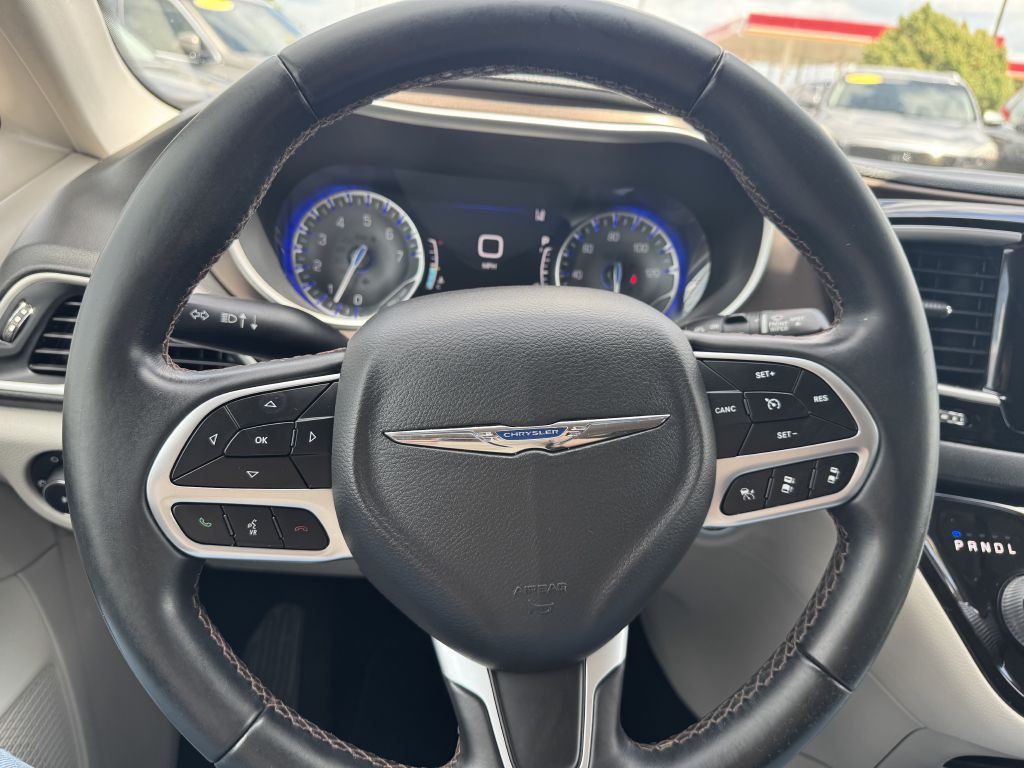 2018 Chrysler Pacifica Image 24