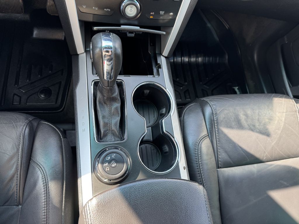2015 Ford Explorer Image 28