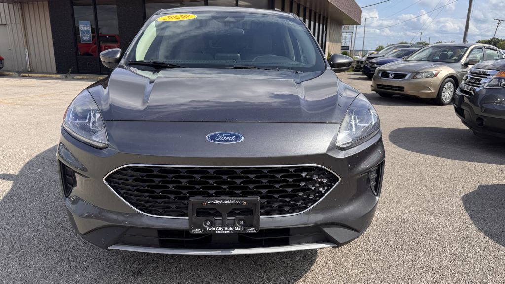 2020 Ford Escape Image 2