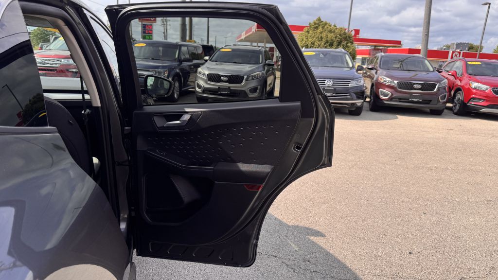 2020 Ford Escape Image 14