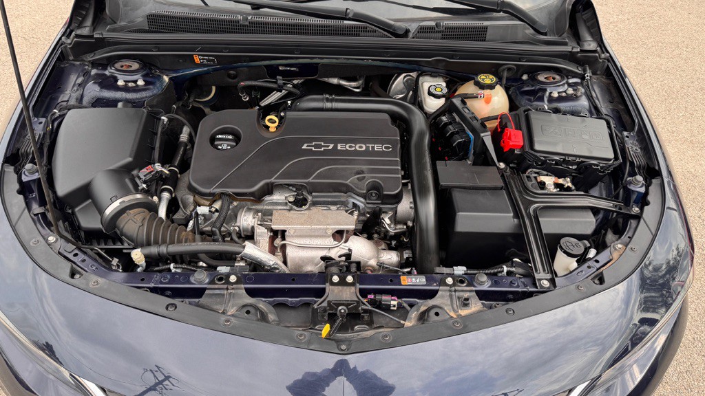 2017 Chevrolet Malibu Image 25