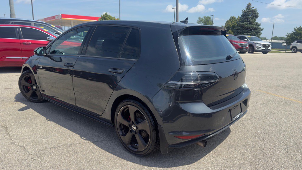 2015 Volkswagen GTI Image 5