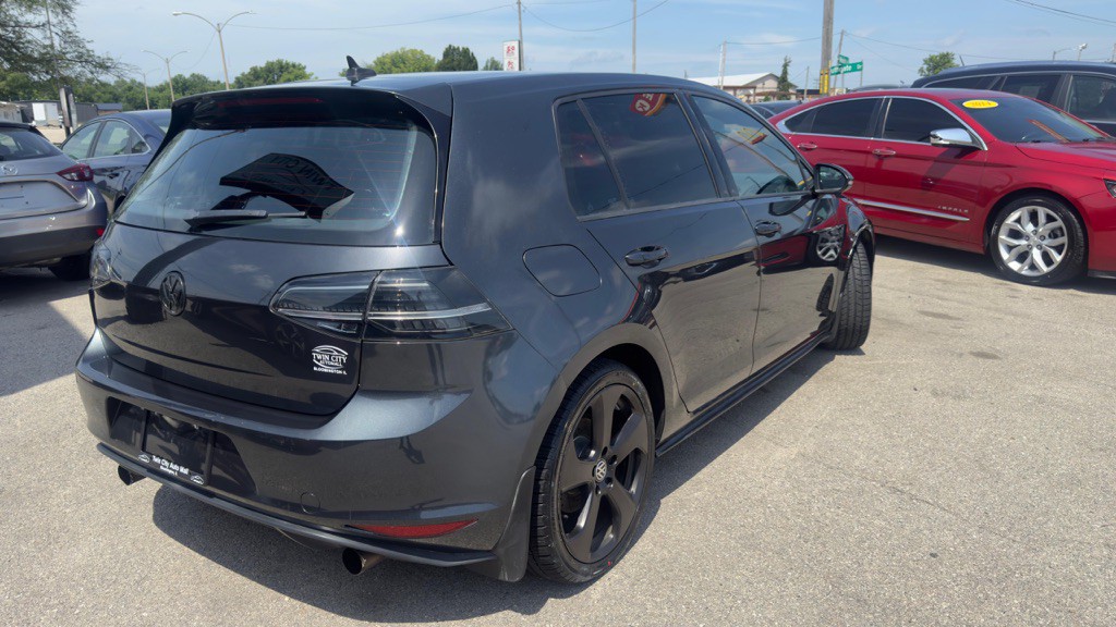 2015 Volkswagen GTI Image 7
