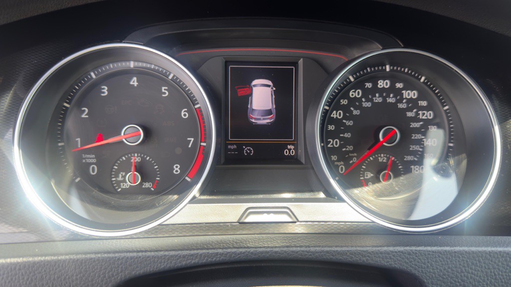 2015 Volkswagen GTI Image 23