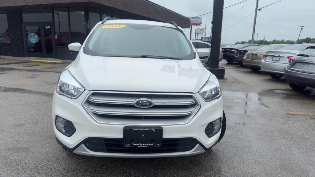 2018 Ford Escape Image 2