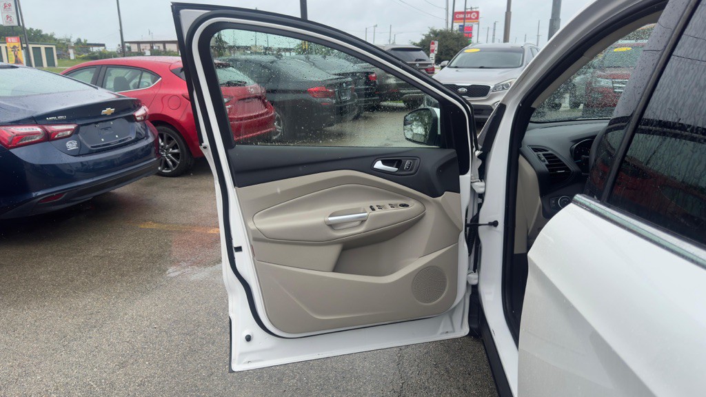 2018 Ford Escape Image 17