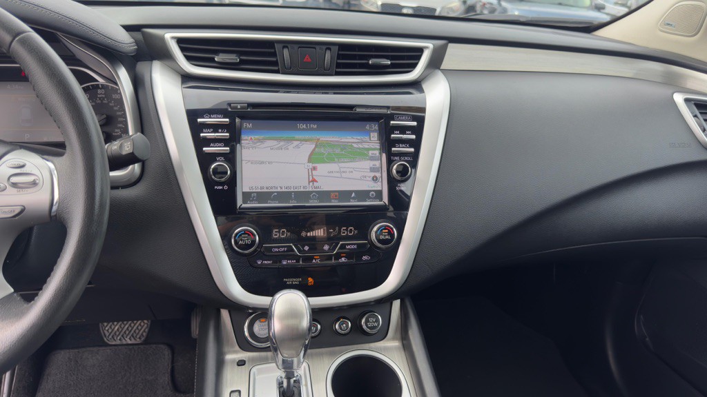 2016 Nissan Murano Image 17