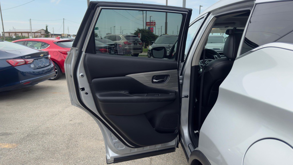 2016 Nissan Murano Image 22