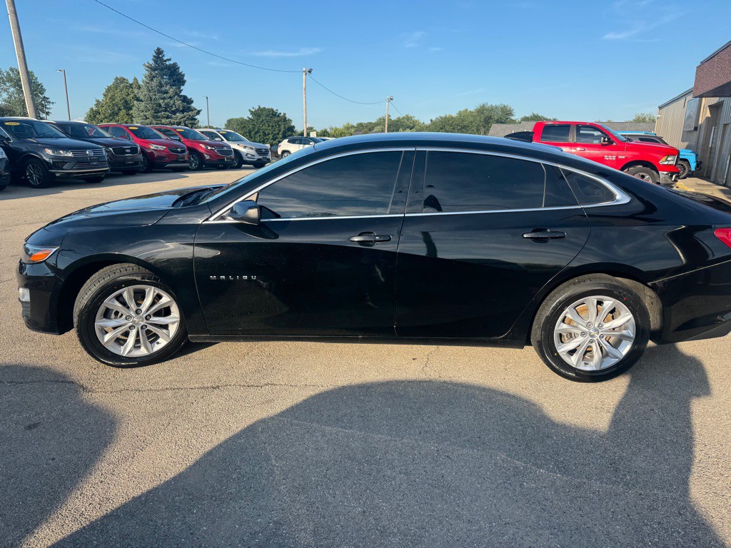 2020 Chevrolet Malibu Image 4