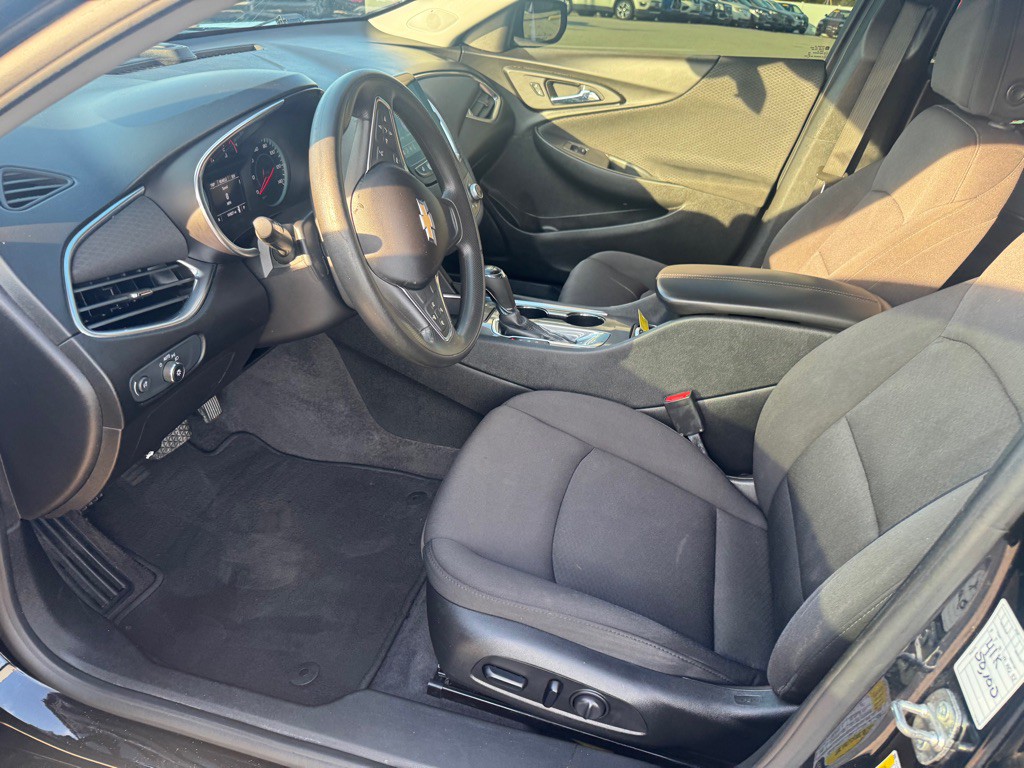 2020 Chevrolet Malibu Image 21