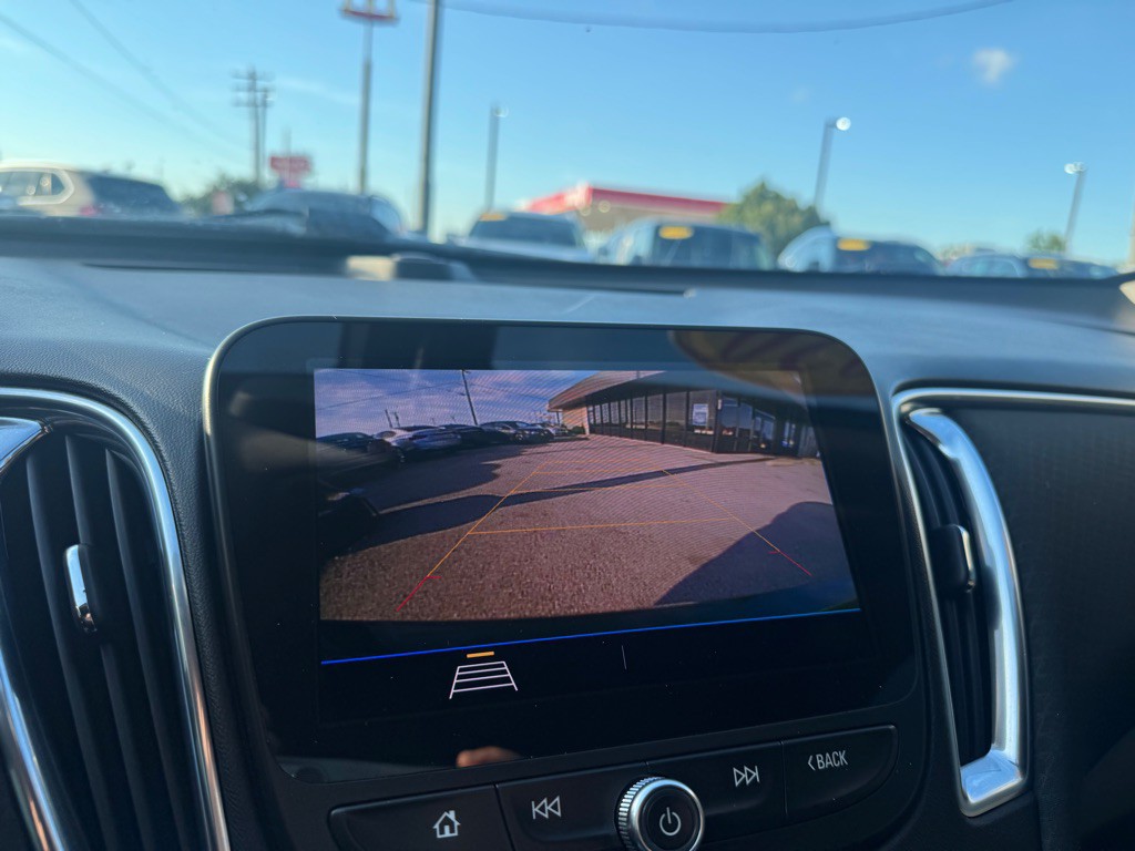 2020 Chevrolet Malibu Image 27