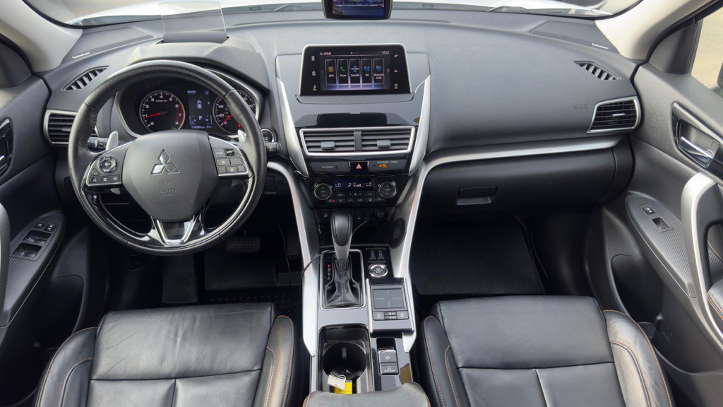 2019 Mitsubishi Eclipse Image 22