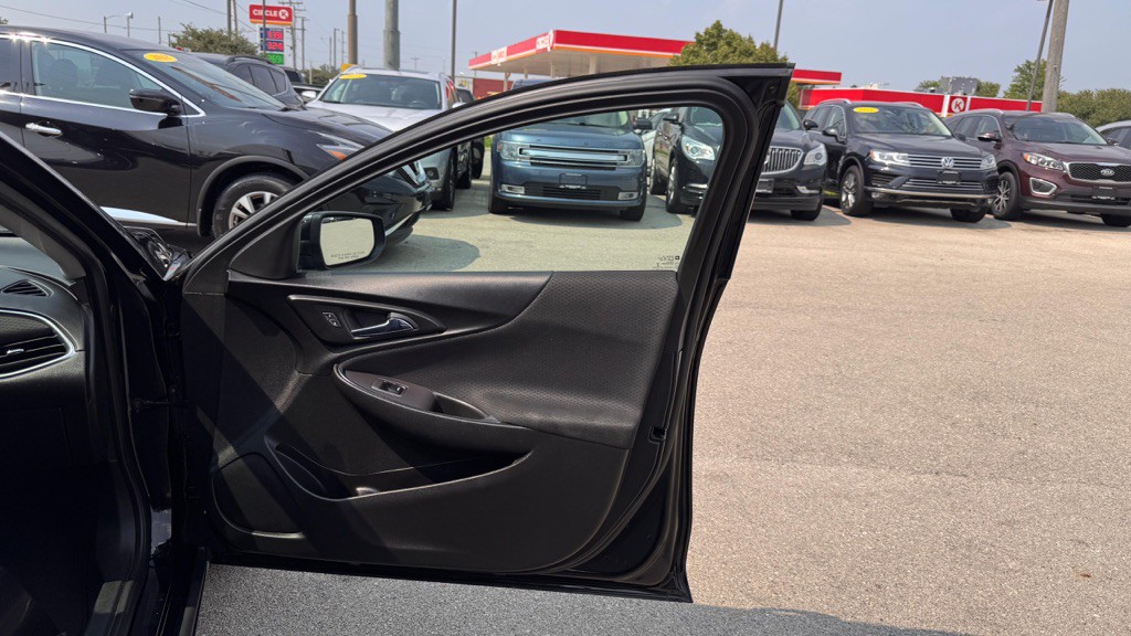 2019 Chevrolet Malibu Image 23