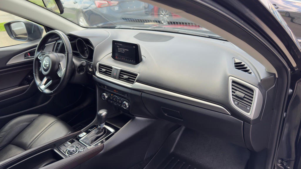 2018 Mazda Mazda3 Image 24