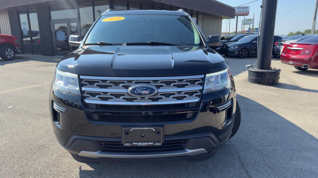 2018 Ford Explorer Image 2