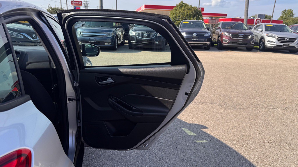 2018 Ford Focus Image 18