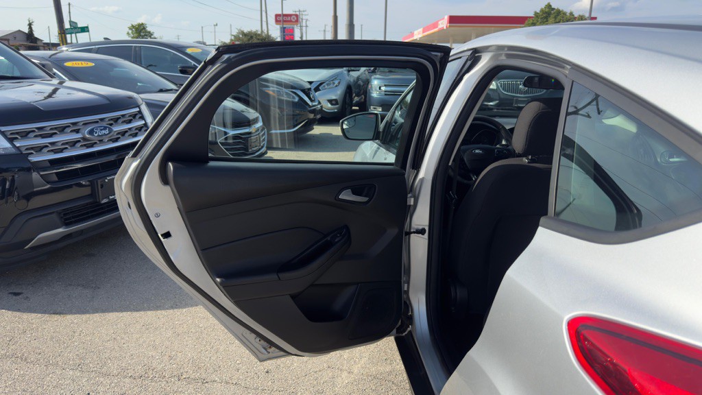 2018 Ford Focus Image 23