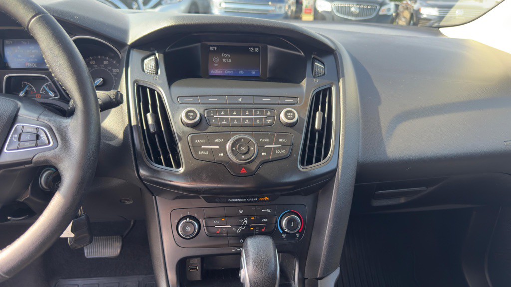 2018 Ford Focus Image 25