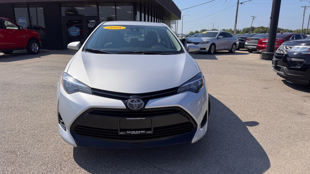 2018 Toyota Corolla Image 2